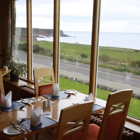 Cullen Bay Hotel