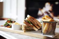 Earl of Doncaster Hotel - breakfast