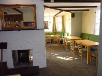 The London Inn - Barer