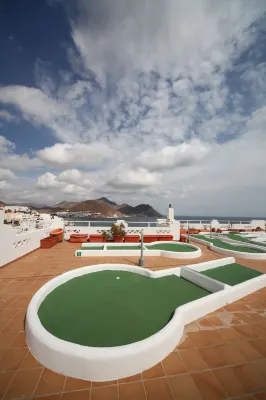 Apartahotel Vistamar San José - Beach