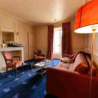 Château d'Audrieu Rooms