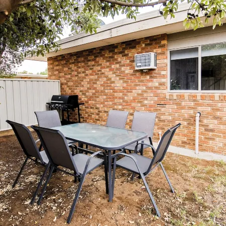 Echuca Moama Holiday Accommodation - Sunny Shackell