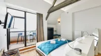 Pavillon de la Plage Hotels in Locquirec