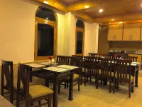 The Avenue River Side Hotel - Near Volvo Bus Stand Manali