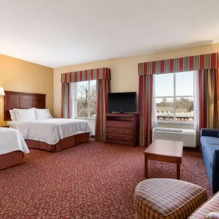 Hampton Inn & Suites Williamsburg Historic District
