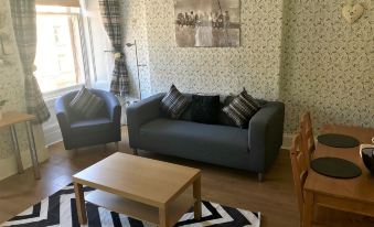 233 Leith Apartment