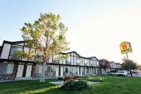 ناشونال 9 برايس فنادق في برايس