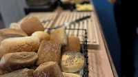 隆內比布倫溫泉度假村 - 早餐