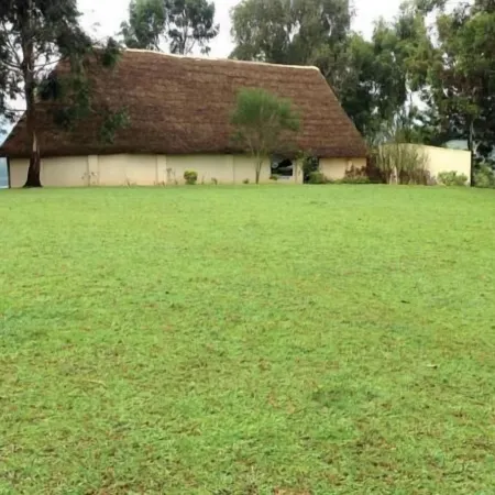 Lake Bunyonyi Eco Resort