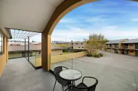 Avenue Motel Hotels in Clyde