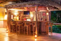 Leopard Walk Lodge - bar