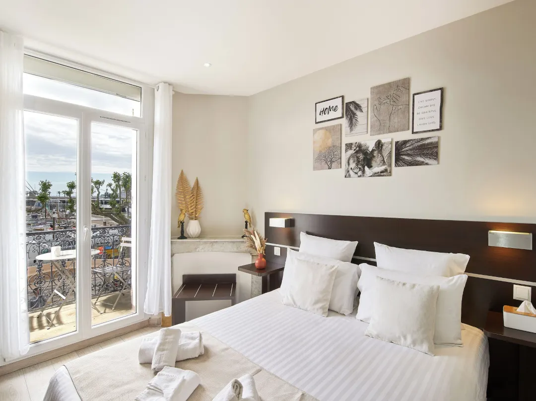 Hotel Du Vieux Port - Saint-Raphaël