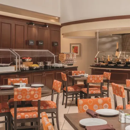 Embassy Suites by Hilton Orlando International Drive ICON Park