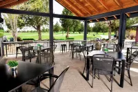 The Lodge at Eagle Crest Отели в г. Редмонд