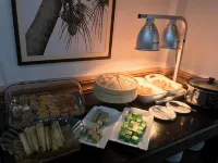 阿爾阿菲亞飯店 - 早餐
