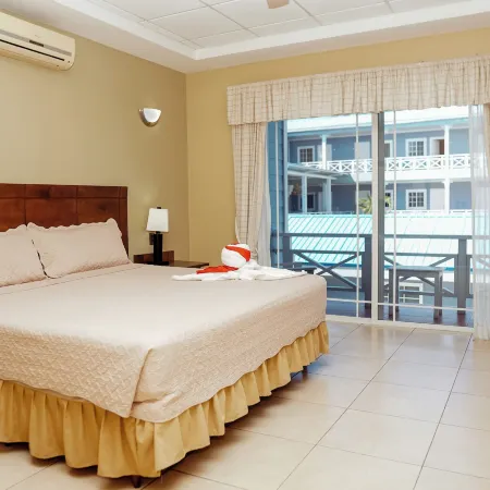 Hotel Casona del Lago Hotels in Flores