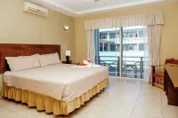 Hotel Casona del Lago Hotels in Флорес