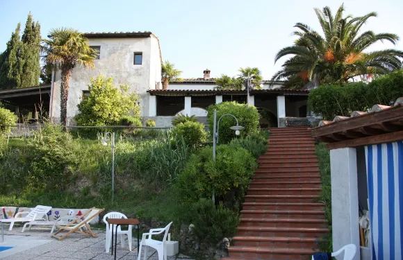 阿爾貝格蒙特奇雅裏酒店