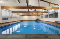 Ciloms Airport Lodge - piscina
