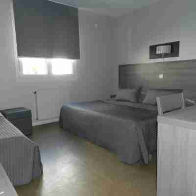 Hôtel Le Cerizay Rooms