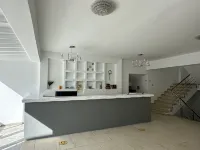 هوتل أوميروس