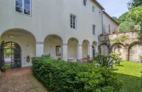 Casa Diocesana di Lucca Hotels in Massaciuccoli