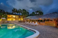 Naples Garden Inn - Beach