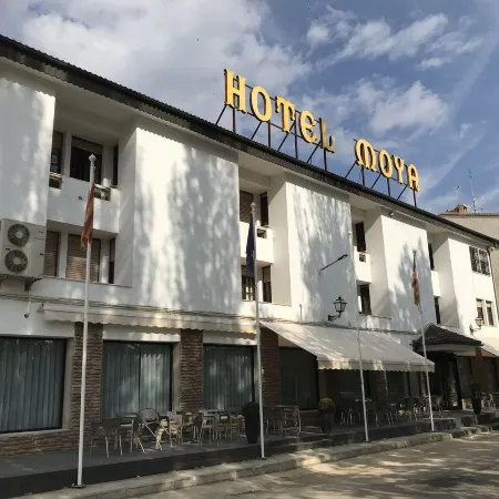 Hotel Moya Landete