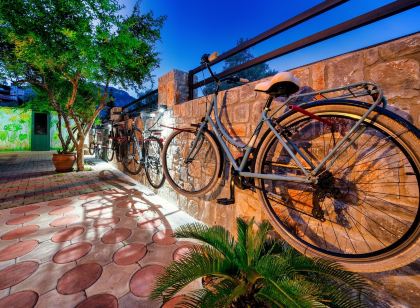 Dedeminn Garden Hotel