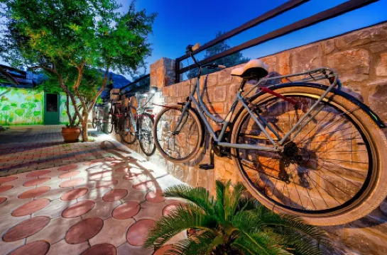 Dedeminn Garden Hotel