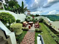 Avana Hills Tagaytay Villa Hotels in 