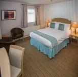 The Manor Guest House Hotel a Cheadle