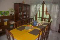 Granary Home Stay Hotels in Angunawala
