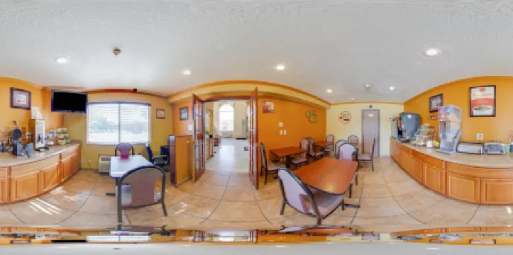 Econo Lodge Inn & Suites Albuquerque East I-40 Eubank Exit