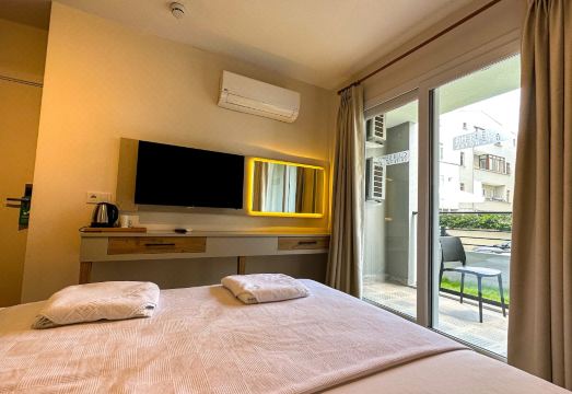 4. 클럽 세마 아파..