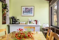 Orange Hill Beach Inn - sarapan