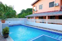 Lesville Tobago - Pools