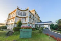 Hotel Topaz Hotels in Anniewatta