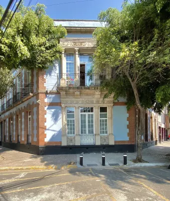 El Patio 77 B&B