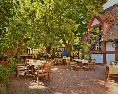 Romantik Hotel Gasthaus Rottner Hotels near Weststadt