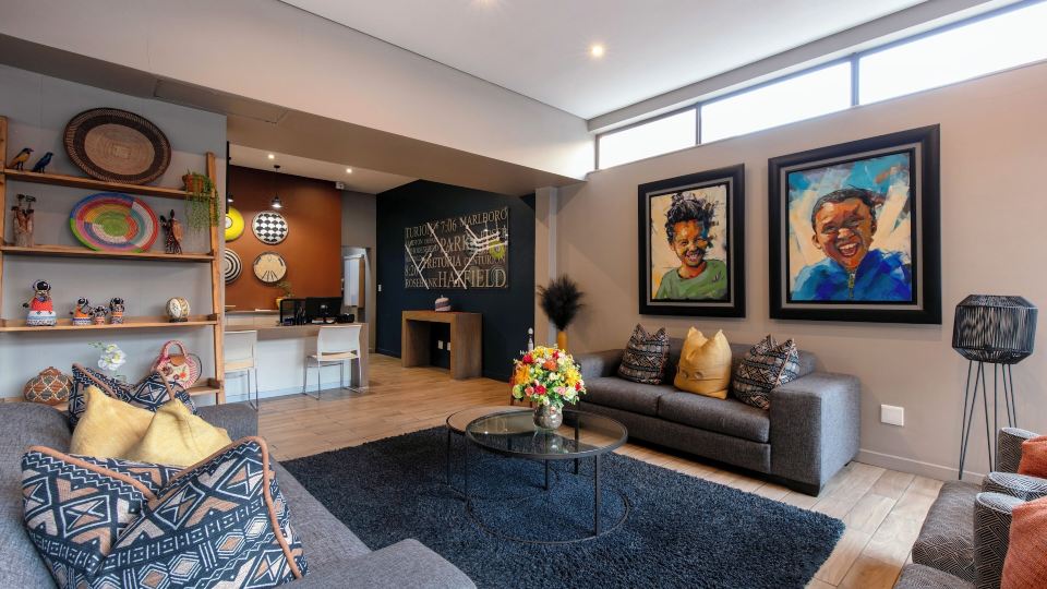 Akanani Apartments
