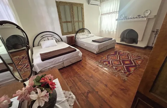 貝拉克塔爾大廈酒店