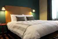 The Penny Farthing Hotel Hotels in Bourne End