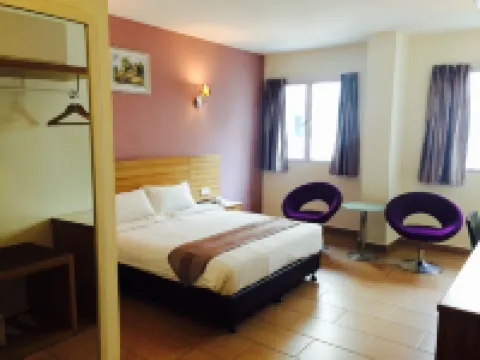 豪廷酒店 下霹靂酒店