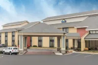 Days Inn by Wyndham Indianapolis Northeast Hôtels à : Indianapolis
