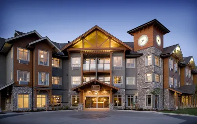 Old House Hotel Hotels near Courtenay Elementary