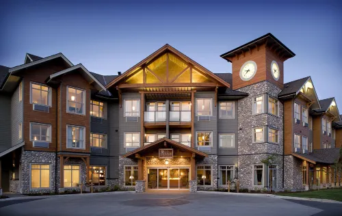 Old House Hotel Hotels in Courtenay