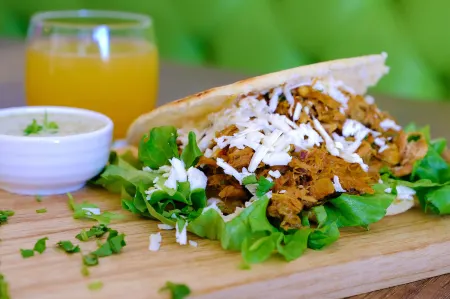 Victoria City Hotel Отели в г. Ораньестад