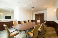 American Trade Hotel