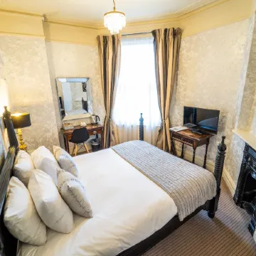 Brooks Guesthouse Bath